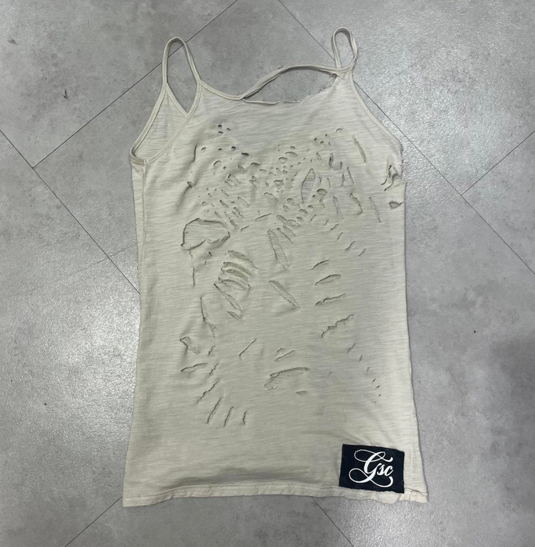 same old chic distressed tank